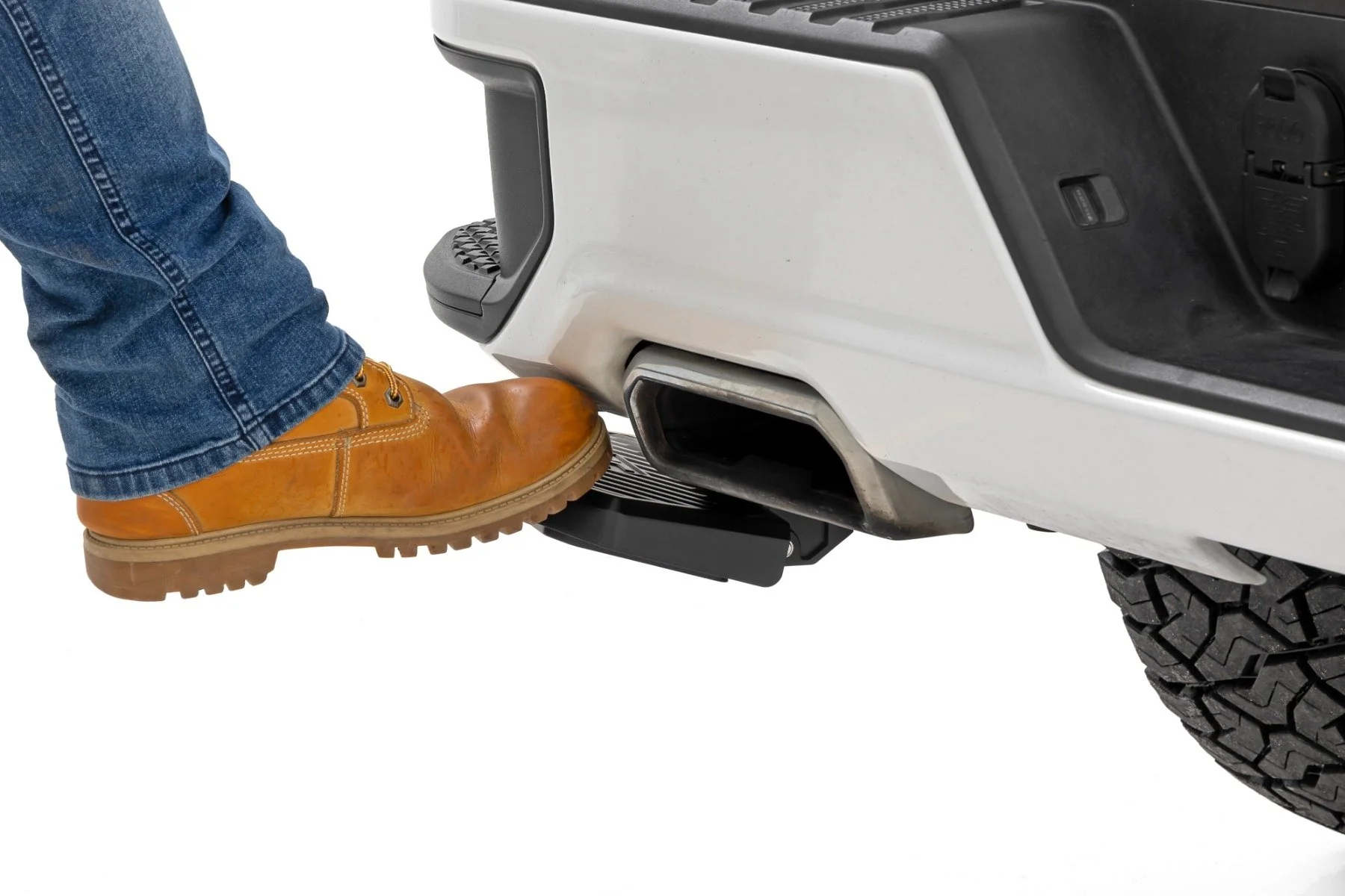 Rough Country Retractable Bed Step Manual Pull Chevy/GMC 1500 2019-2024 PW049798 - Image 2