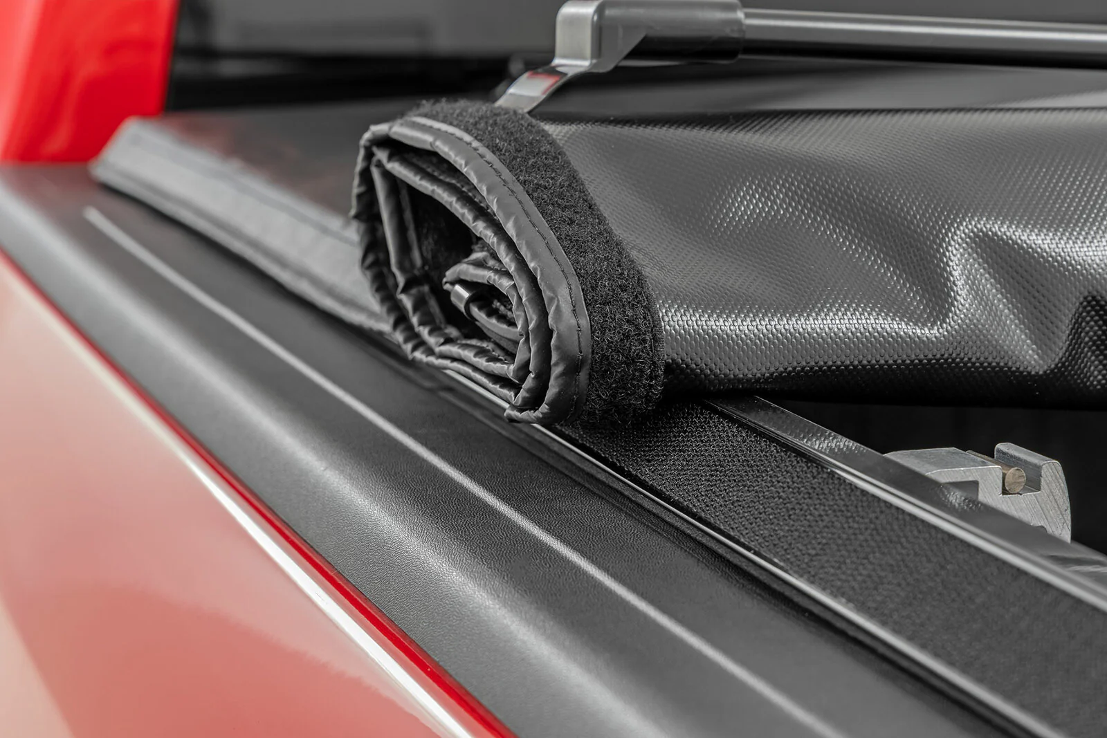 Rough Country Roll Up Bed Cover 6'4" Bed No Rambox Ram 1500 09-18/2500 10+ 42319640 - Image 4