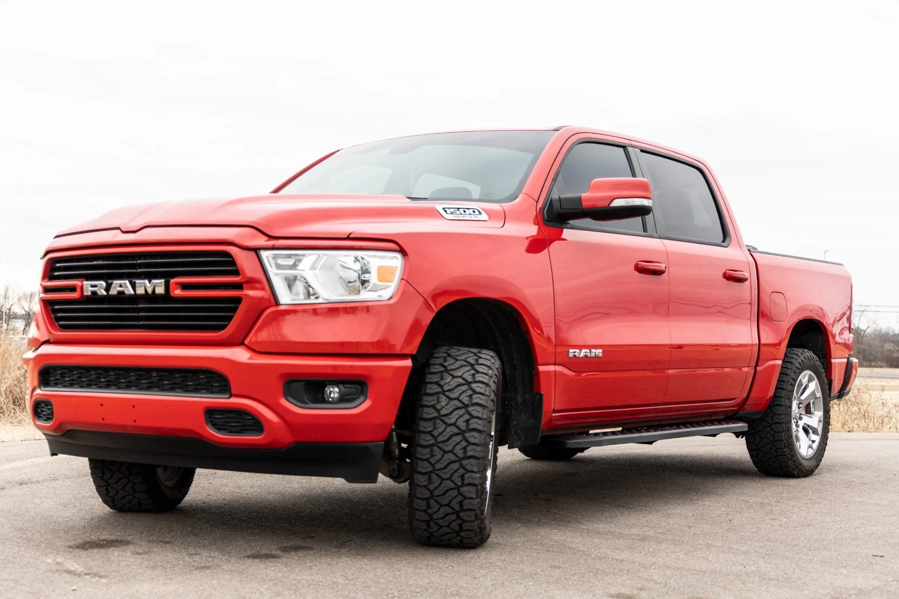 RPT2 Running Boards Crew Cab Black Ram 1500 2019-2022 44004 - Image 6