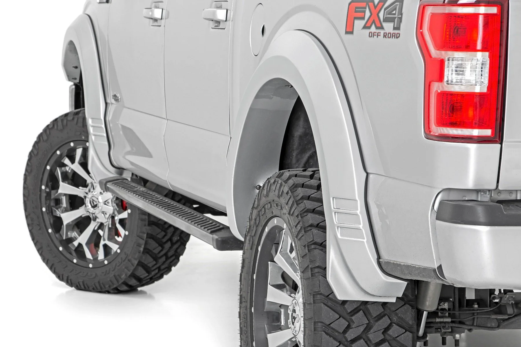 Rough Country SF1 Fender Flares Z1 Oxford White for Ford F150 18-20 F-F318201-Z1