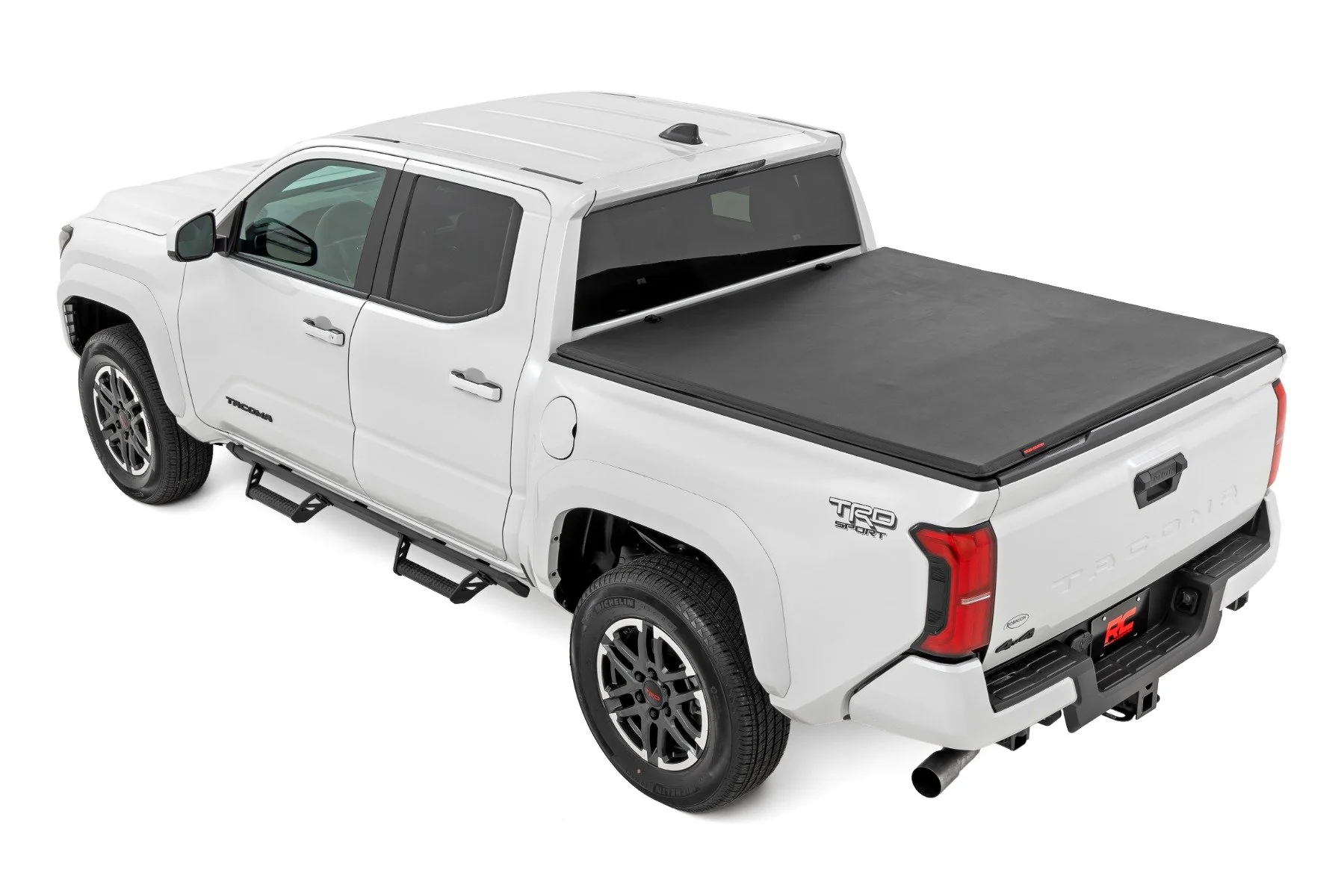 Rough Country Soft Tri-Fold Bed Cover | 5' Bed | Dbl Cab | for Toyota Tacoma 2WD/4WD (24-26) 41716505A - Image 3