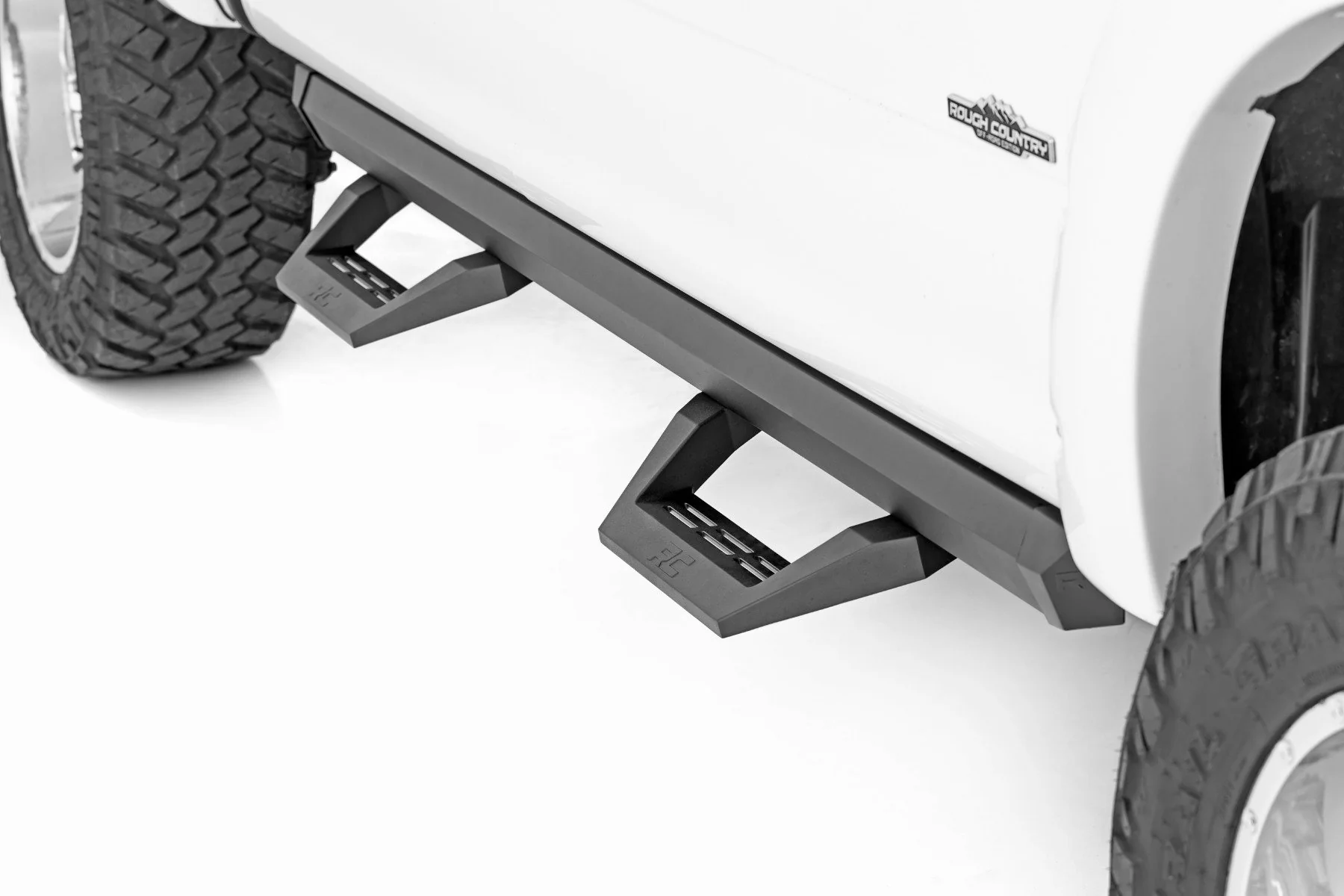 SRX2 Aluminum Step Crew Cab Ford F-150 15-22/Super Duty 17-22 51008A