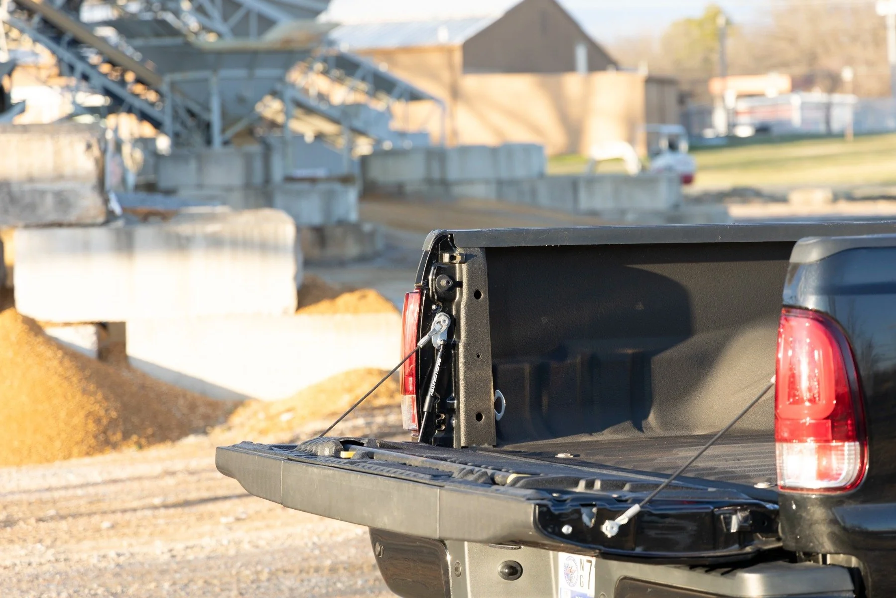 Tailgate Assist Ford Super Duty 1999-2016 73220 - Image 6